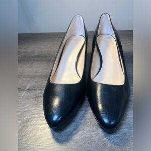 Women’s COLE HAAN Grand.OS black leather pumps size 12 Excellent Condition!